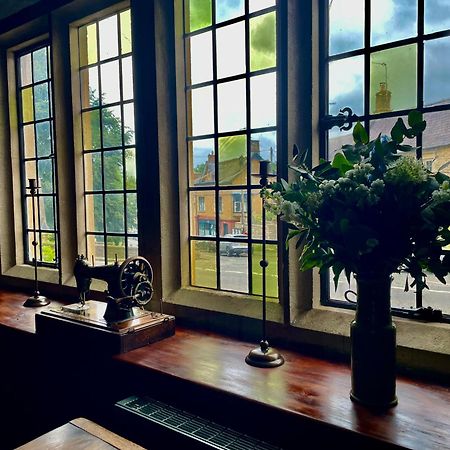 Hotel The Crown At Shipton Shipton under Wychwood Esterno foto
