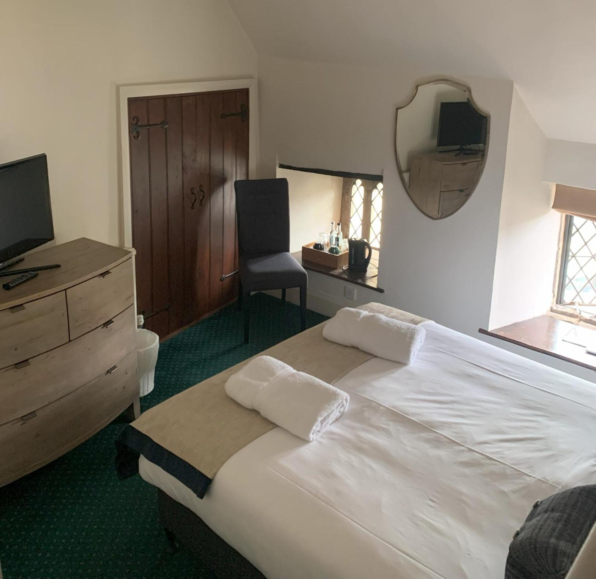Hotel The Crown At Shipton Shipton under Wychwood Esterno foto