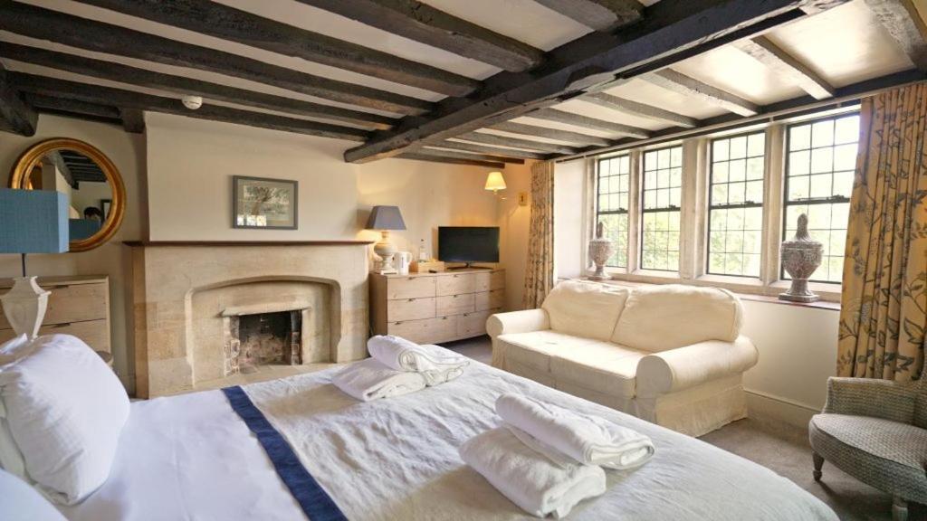 Hotel The Crown At Shipton Shipton under Wychwood Esterno foto